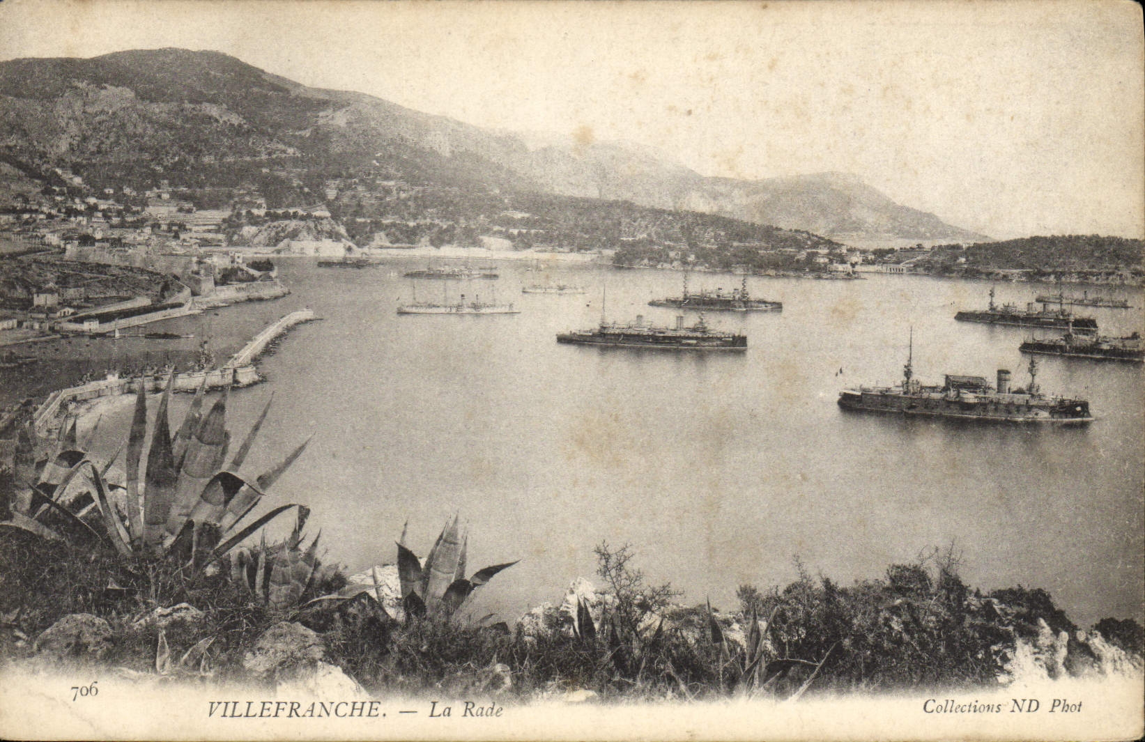 CPA Villefranche sur mer La rade Bateaux