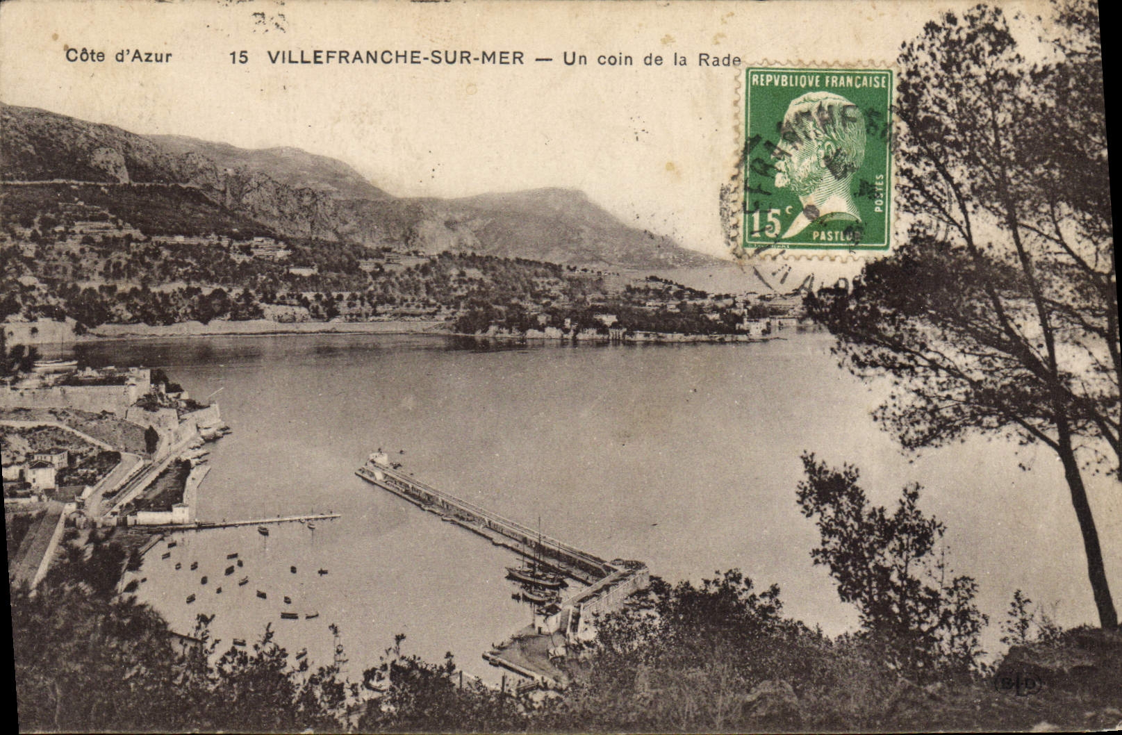 POSTAL Villefranche de la VENDIMIA en el mar una esquina de los caminos