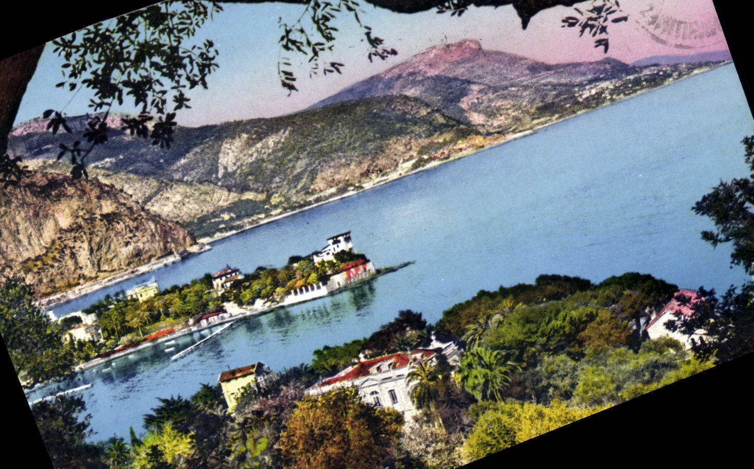 VINTAGE POSTCARD Beaulieu On Sea the Point Of the Ant