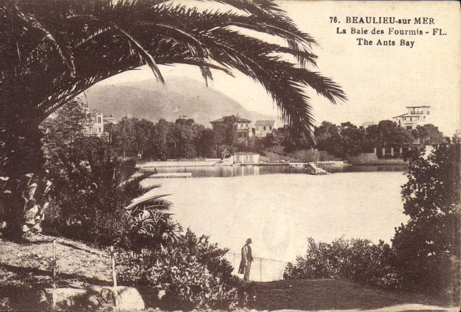 VINTAGE POSTCARD Beaulieu On Sea the Bay Of the Ants