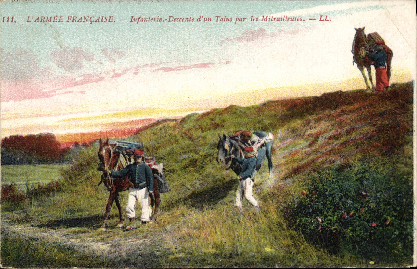 VINTAGE POSTCARD Militaria Infantry descent of unt alus by the machine-guns