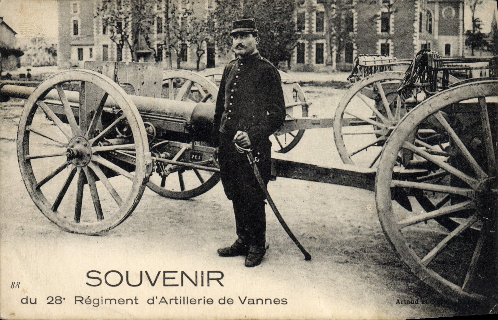 VINTAGE POSTCARD Militaria 28th artillery regiment of Valves