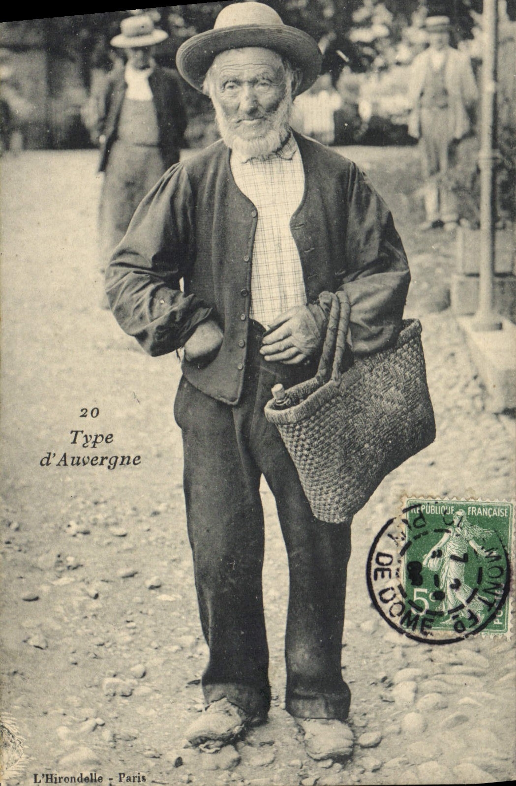 CPA Type d'Auvergne Folklore