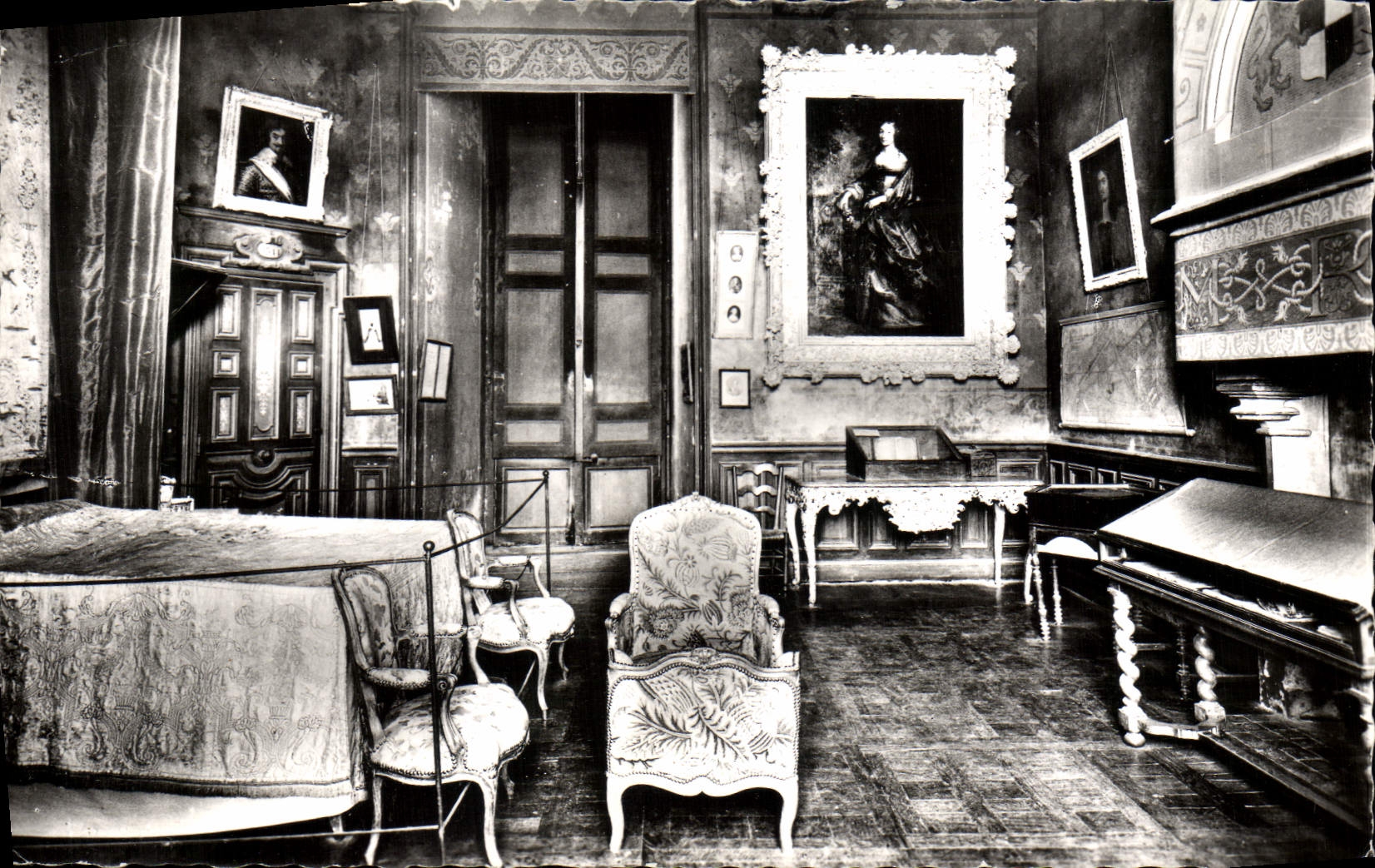 MODERN CARD Pane Interior Castle Of the Rocks of the room of Madam de Sevigne