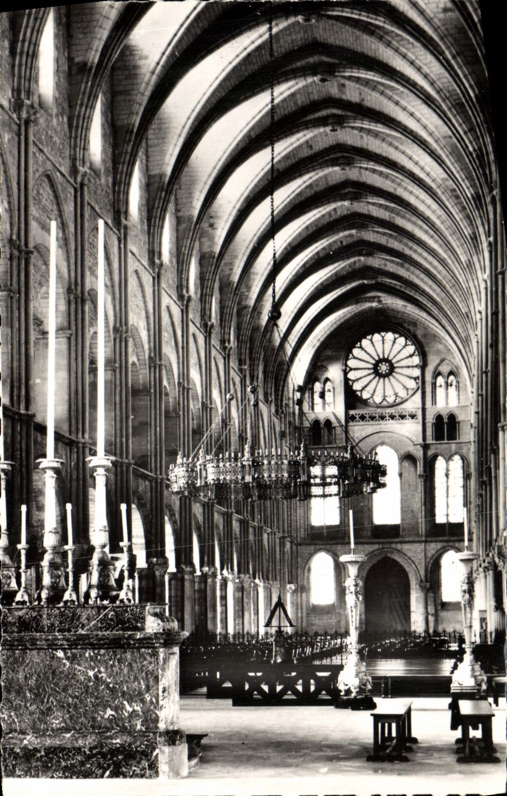 POSTAL MODERNA Saint Remi de Reims de la basílica el gran cubo visto del estribillo
