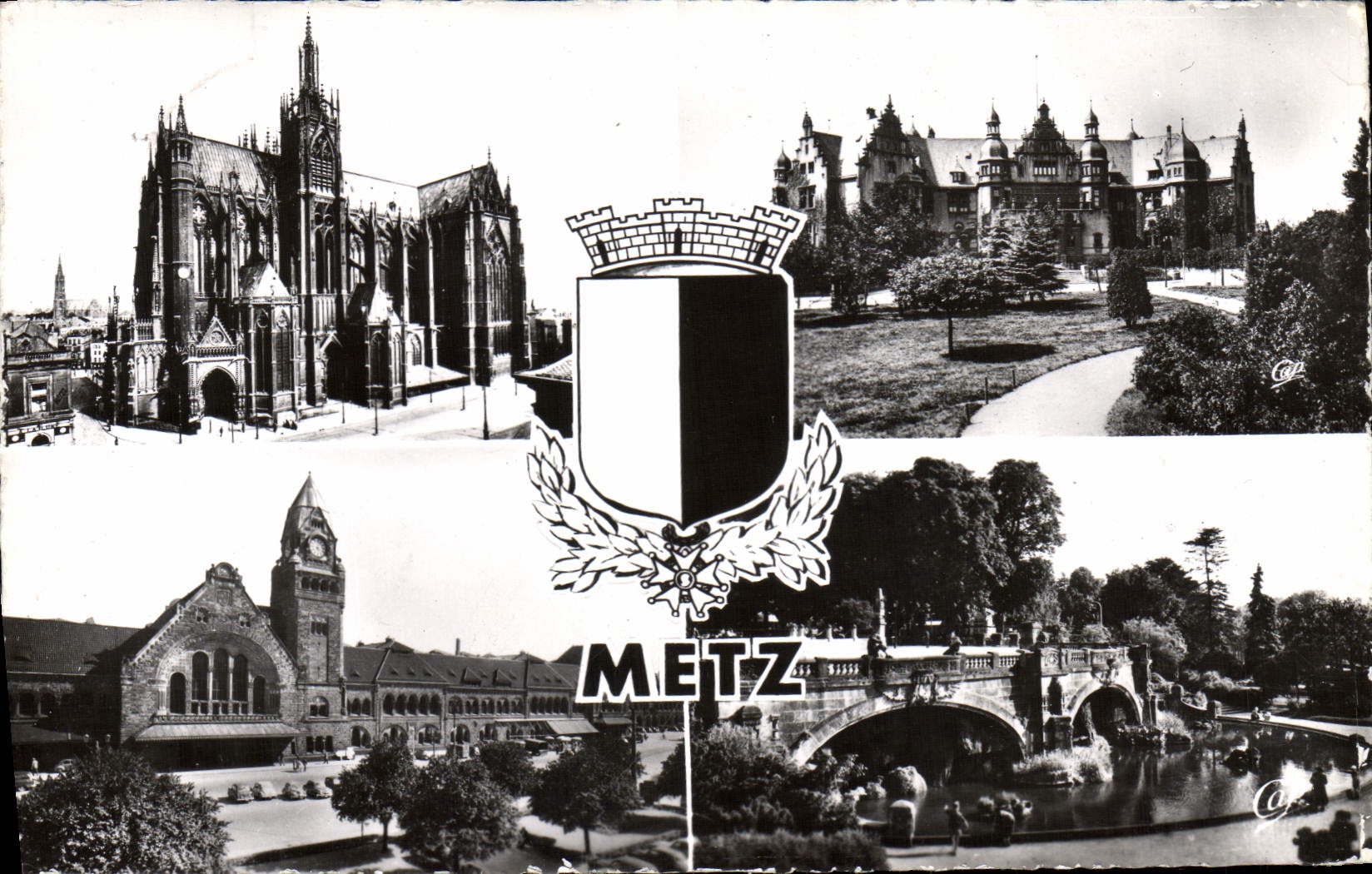 CPM Metz Cathedrale Palais du gouverneur Gare Esplanade 