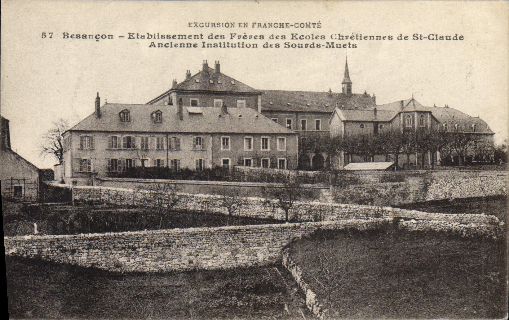 CPA Besancon Etablissement des freres et ecoles chretiennes de St Claude Ancienne insitution des sourds muets 