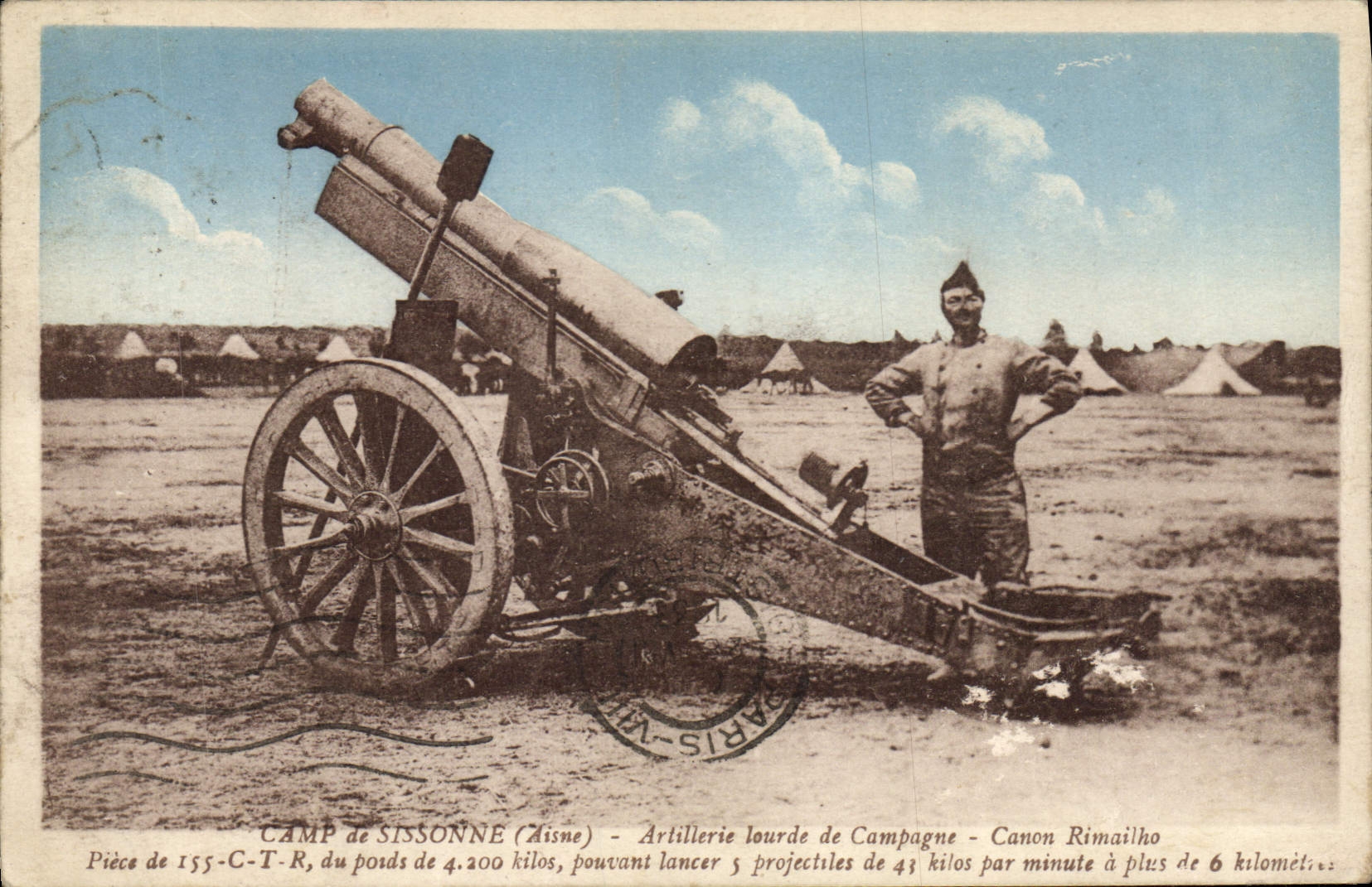 CPA Militaria Camp de Sissonne Artillerie lourde de campagne Canon Rimailho