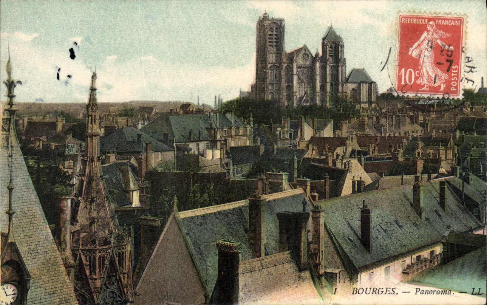 Panorama de Bourges de la POSTAL de la VENDIMIA