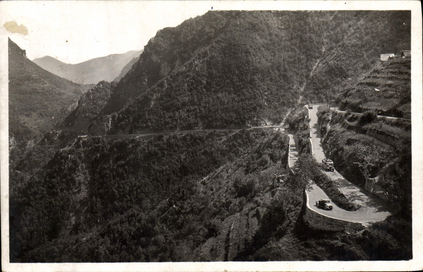 VINTAGE POSTCARD Sospel the Laces of the Road of Winch has Sospel