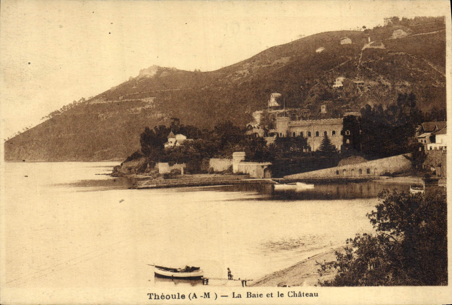 CPA Theoule La Baie et le Chateau