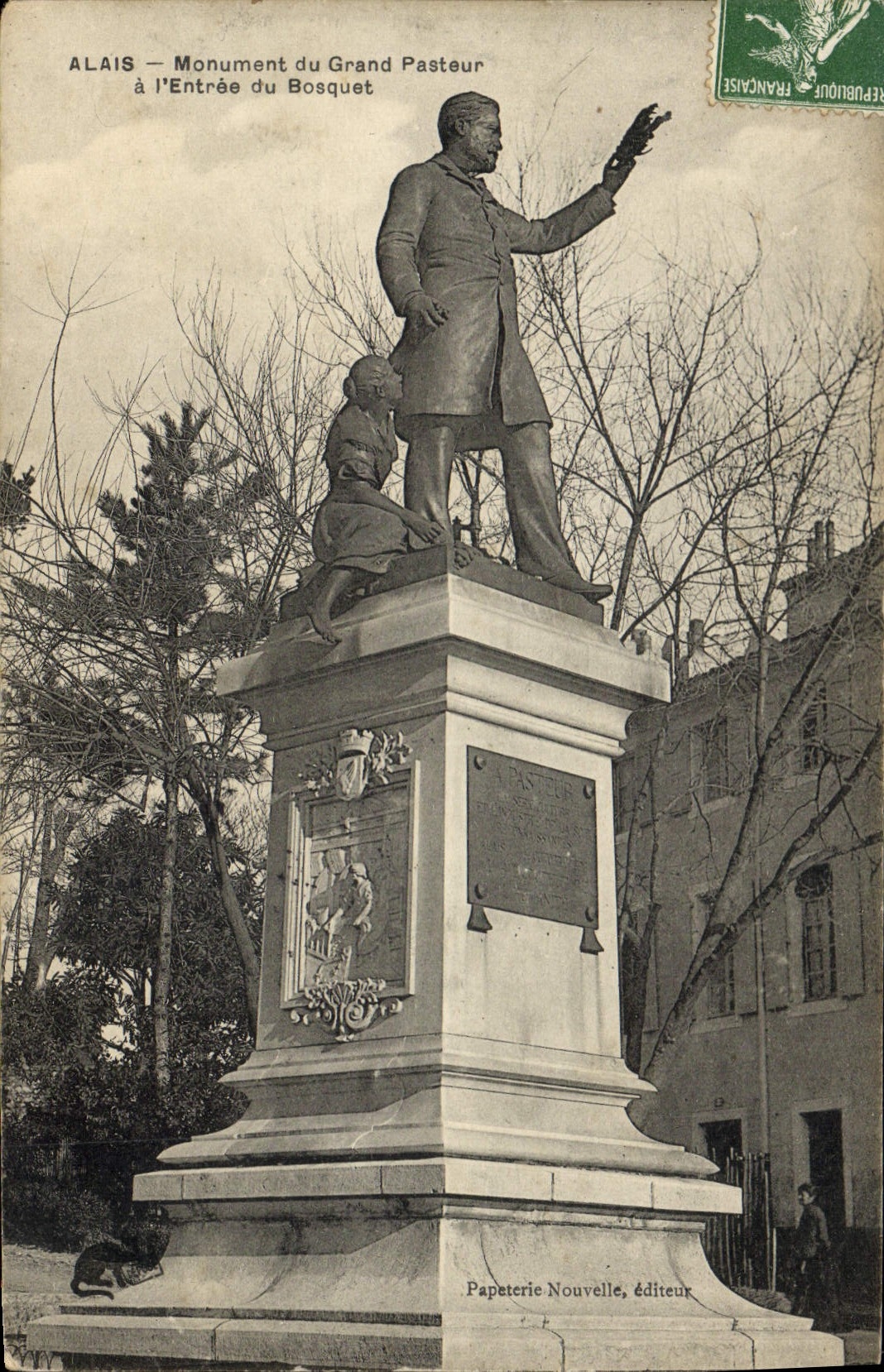 VINTAGE POSTCARD Went Monument of large Pasteur at the entry of the thicket