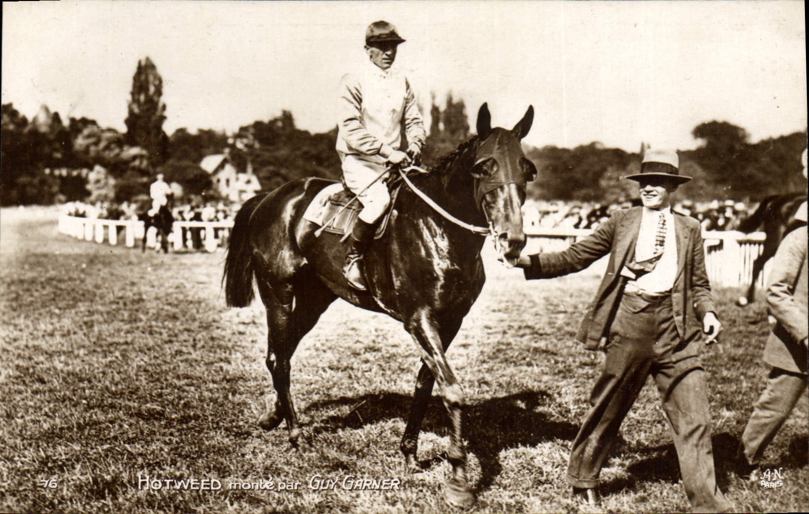 CPA Cheval Equitation Hippisme Hotweed monte par Guy Garnier