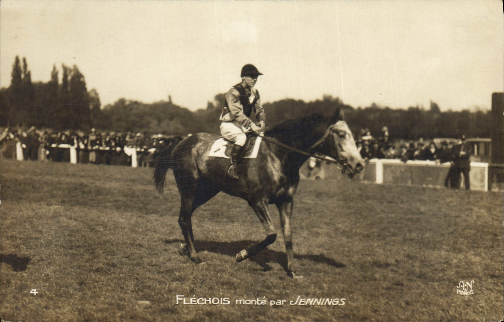 CPA Cheval Equitation Hippisme Flechois monte par Jennings
