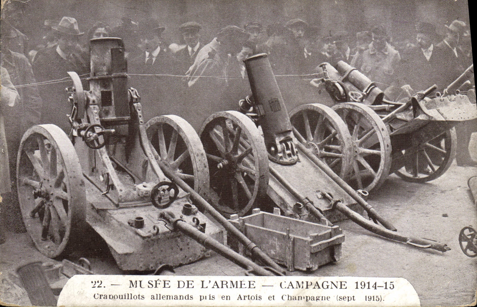 VINTAGE POSTCARD Militaria Paris Museum of German the Crapouillots army taken in Artois and Champagne