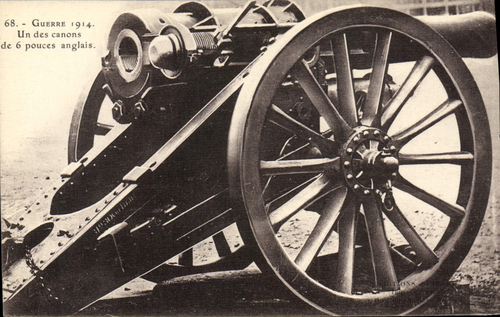 VINTAGE POSTCARD Militaria One of the guns of 6 English inches
