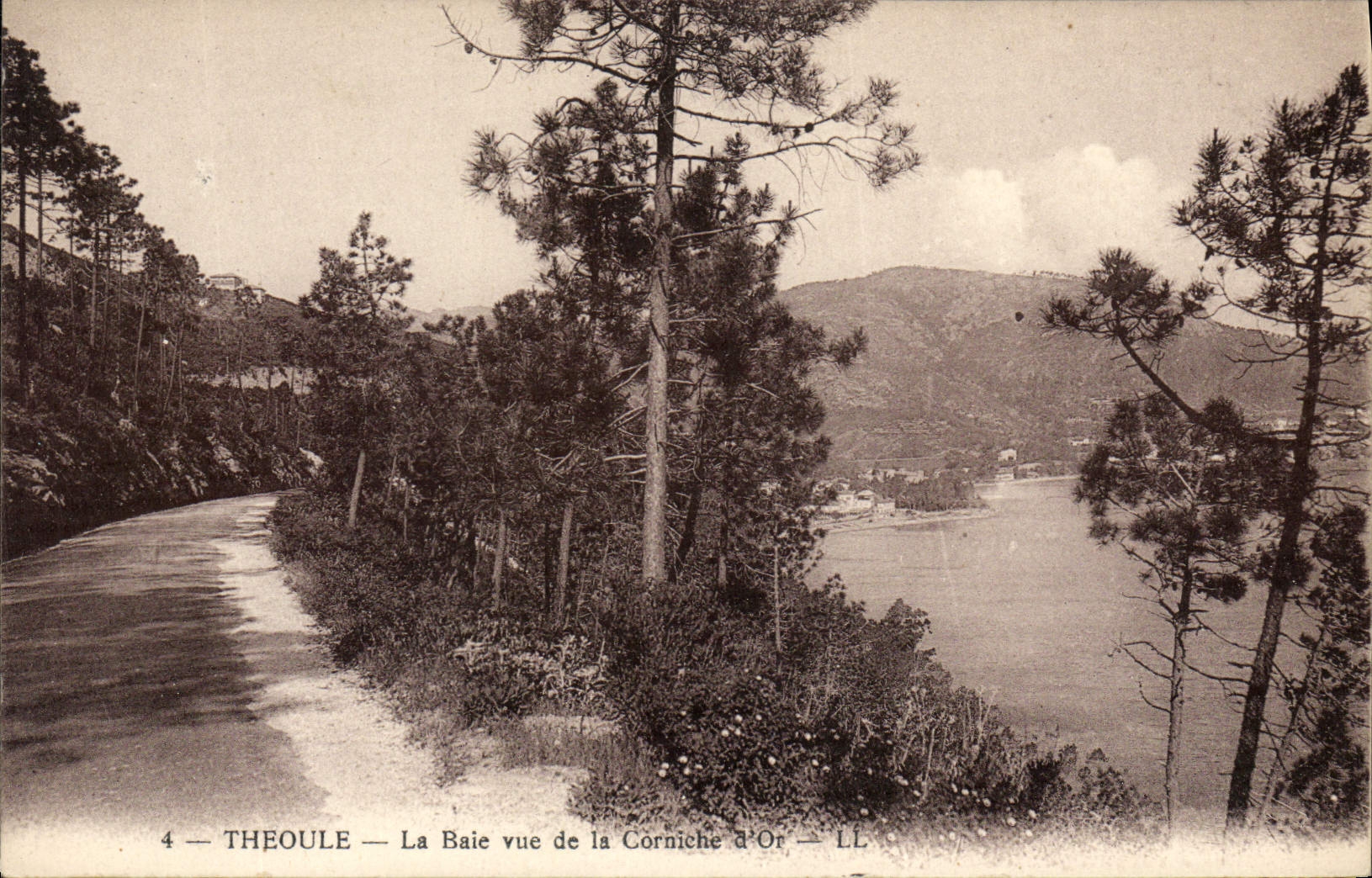 POSTAL Theoule de la VENDIMIA la bahía vista de la cornisa del oro