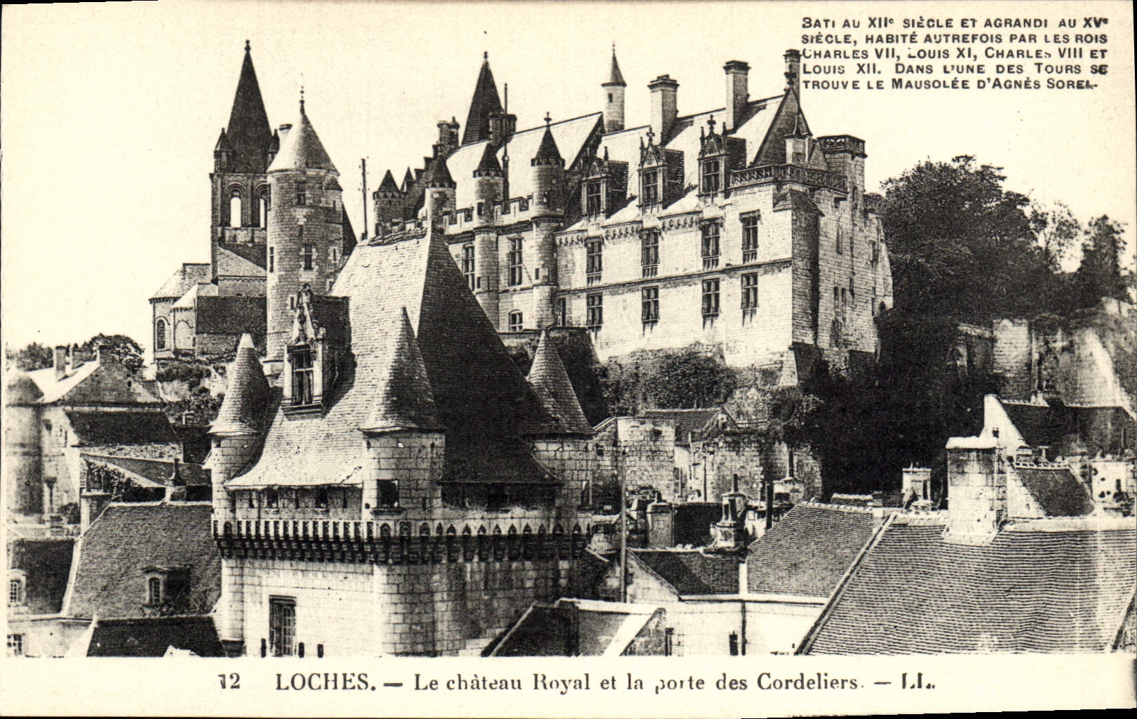 CPA Loches Le Chateau Royal et la Porte des Cordeliers