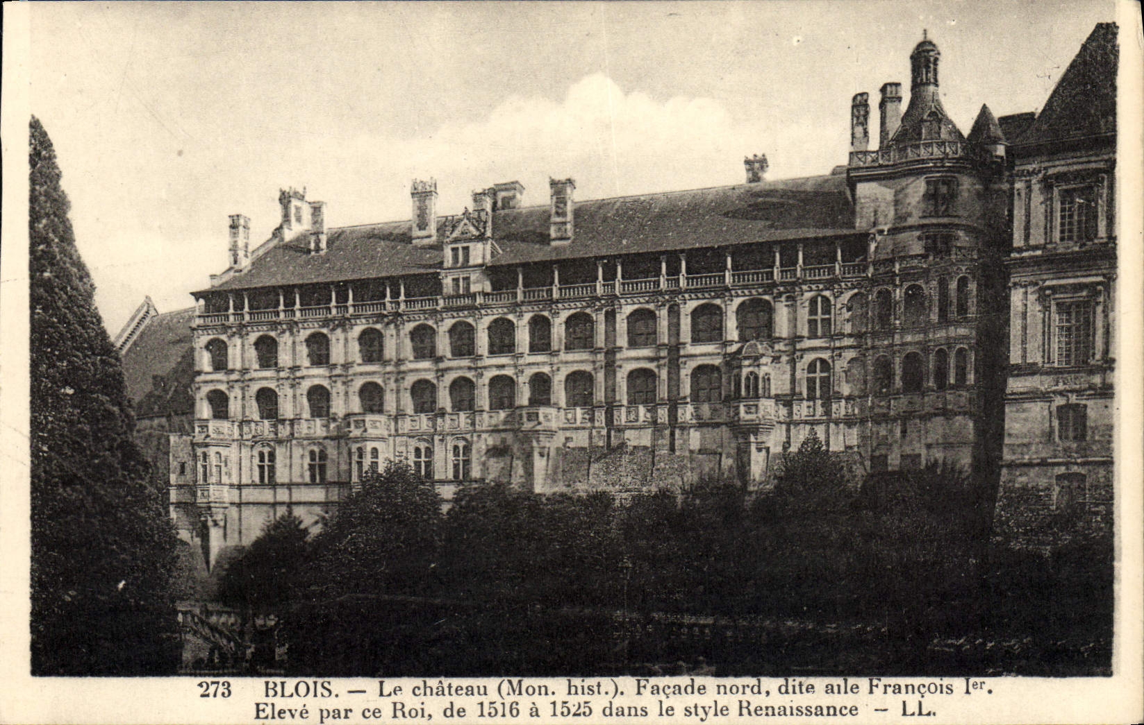 CPA Blois Le Chateau Facade Nord dite aile Francois 1er