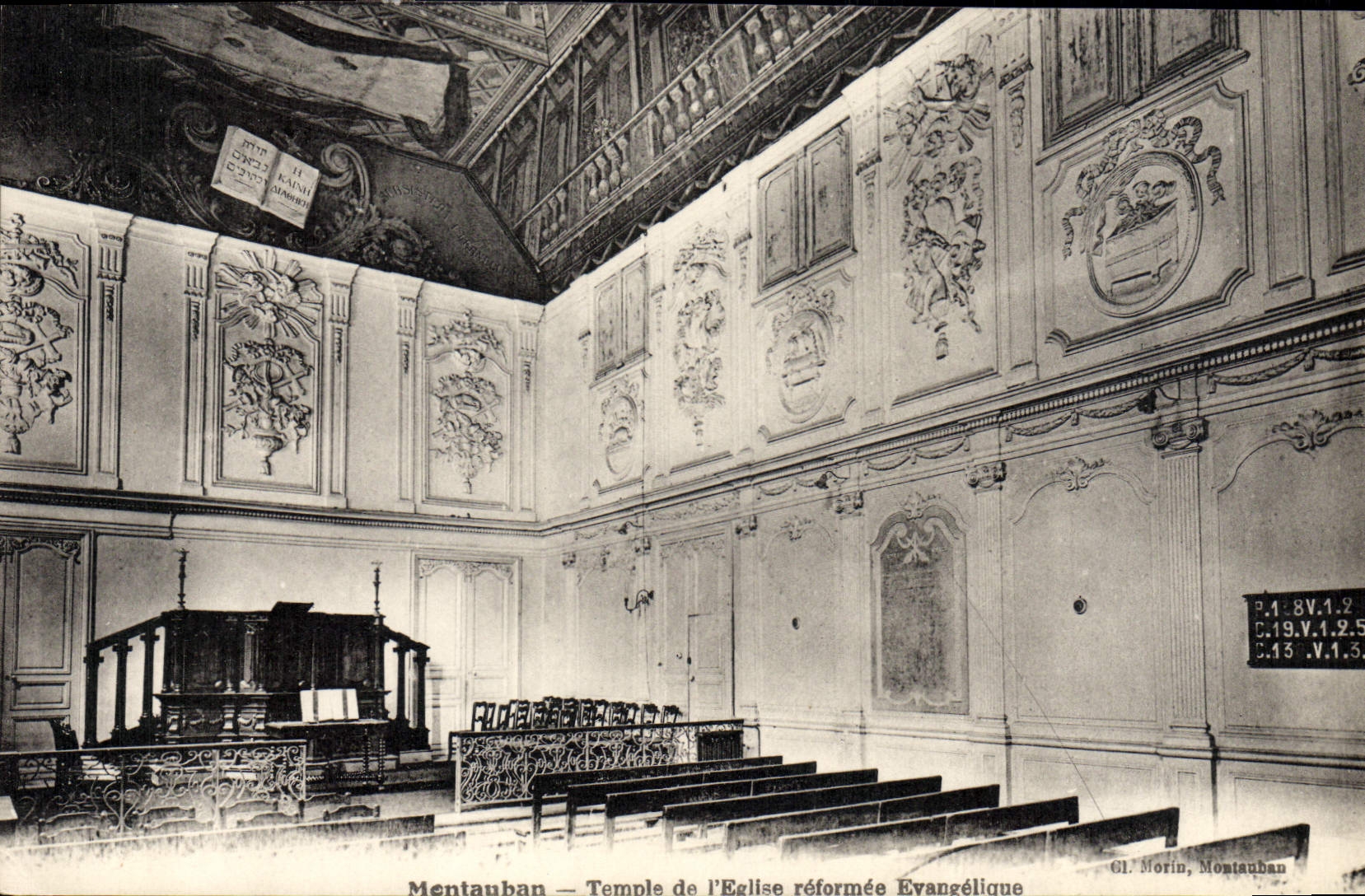 VINTAGE POSTCARD Montauban Temple of the church reformee Evangelique