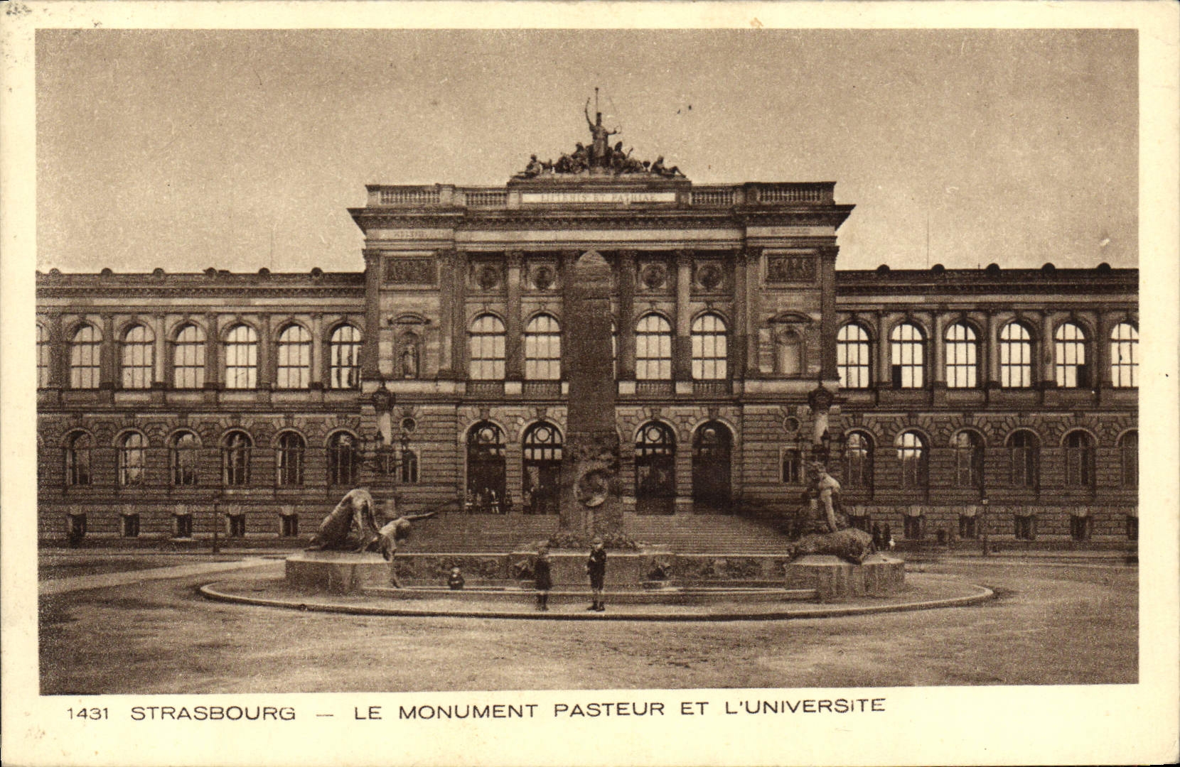 VINTAGE POSTCARD Strasbourg the Pasteur monument and the university