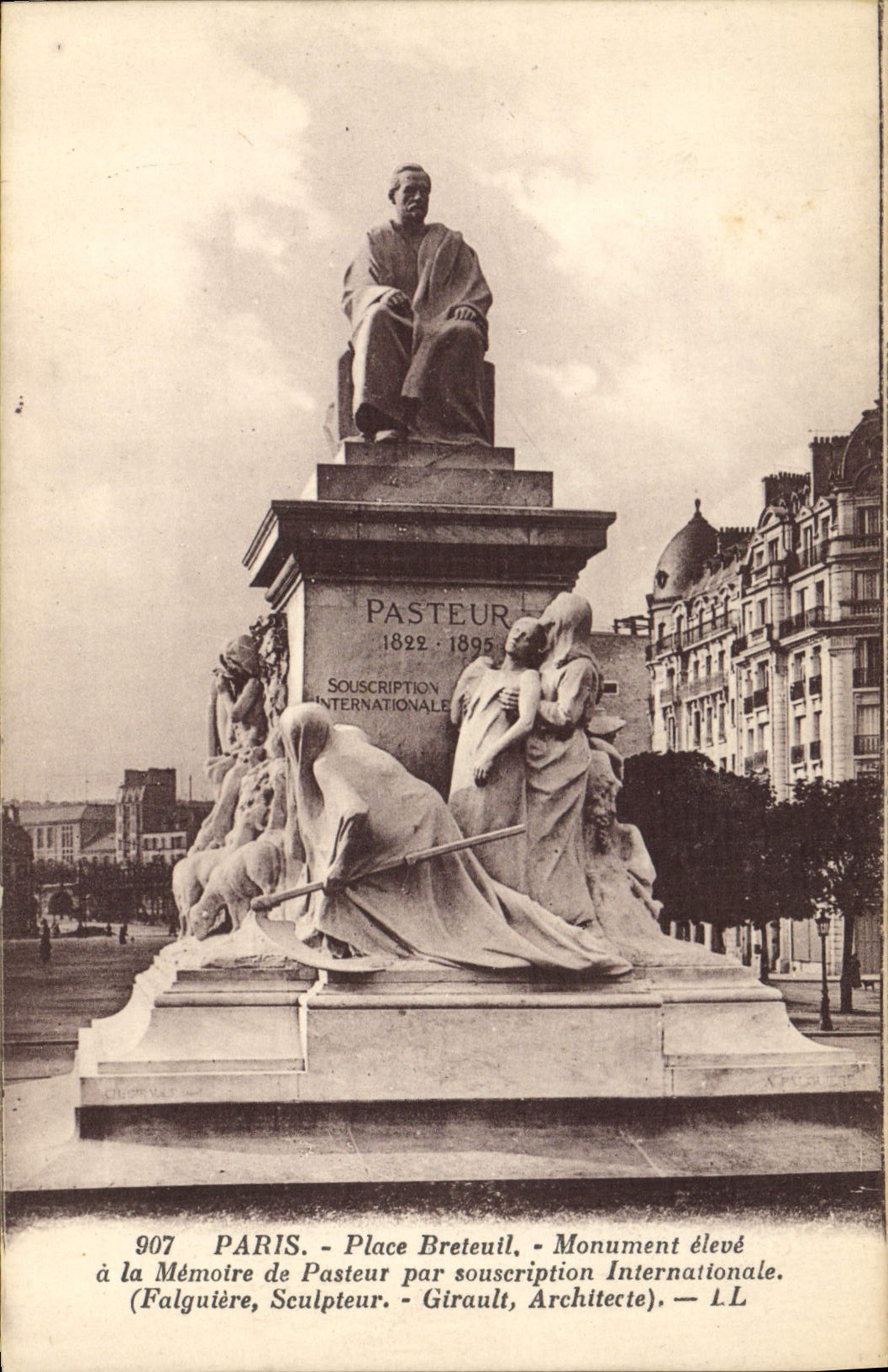 VINTAGE POSTCARD Paris Places Breteuil Monument