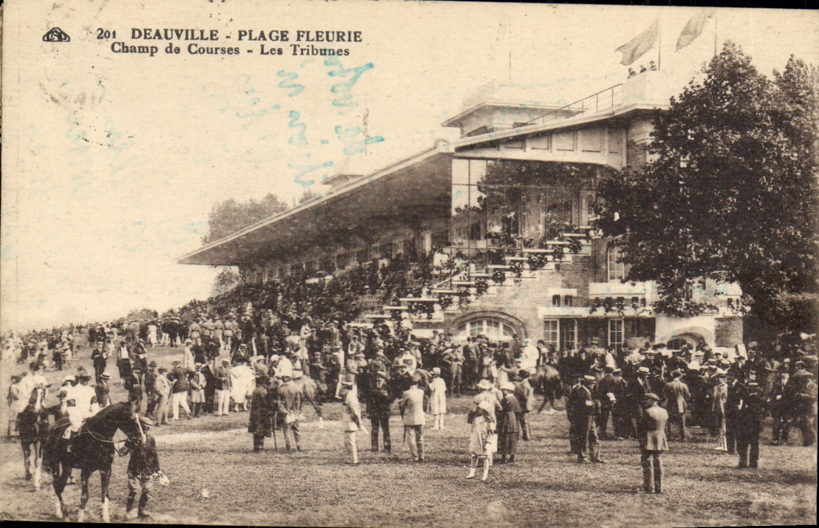 CPA Cheval Equitation Hippisme Deauville Champ de courses Les tribunes