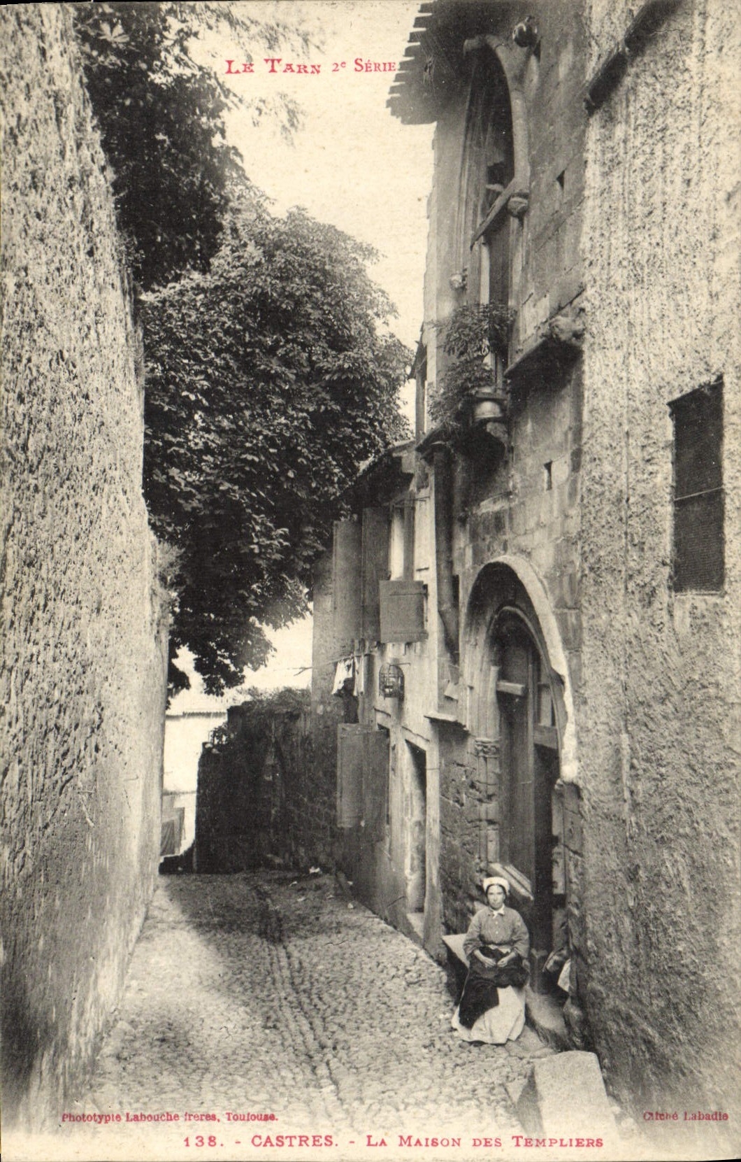 VINTAGE POSTCARD Castres the House Of Templiers
