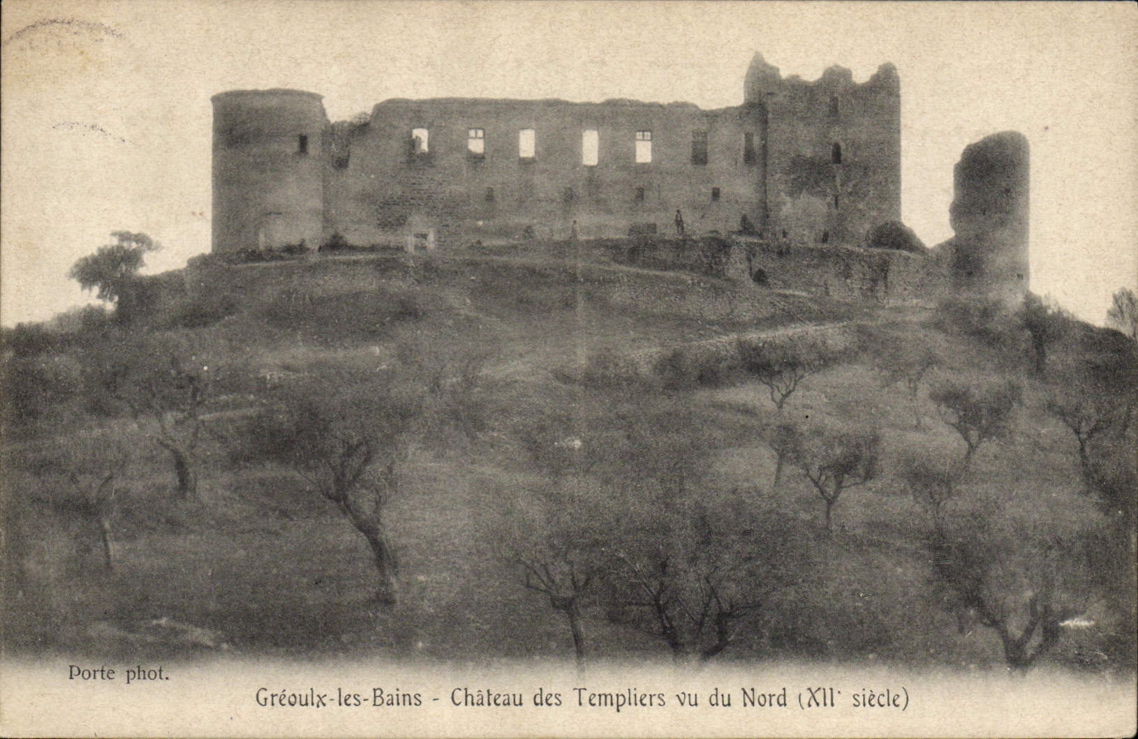 VINTAGE POSTCARD Greoulx les Bains Castle of Templiers Seen of North