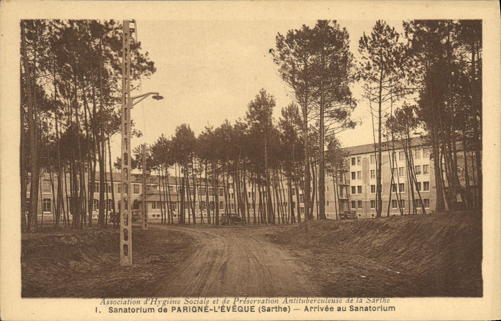 CPA Sanatorium de Parigne Arrivee au Sanatorium