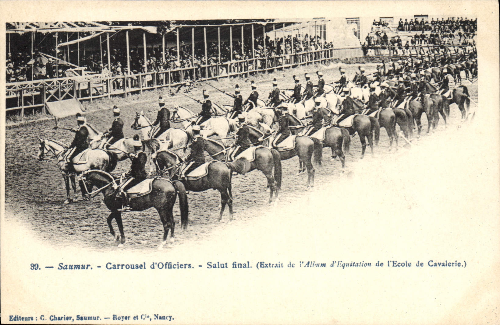 Carrusel de Hippisme Saumur de la equitación del caballo de la POSTAL de la VENDIMIA del final de los oficiales hola