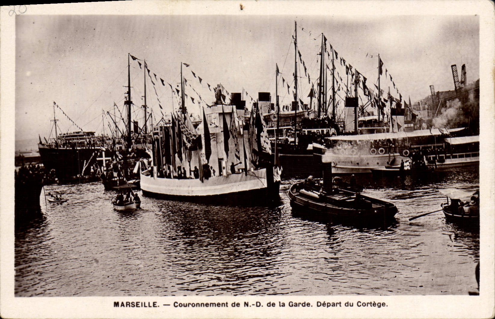 VINTAGE POSTCARD Boat Marseilles Crowning of ND of the Guard Departure of the procession