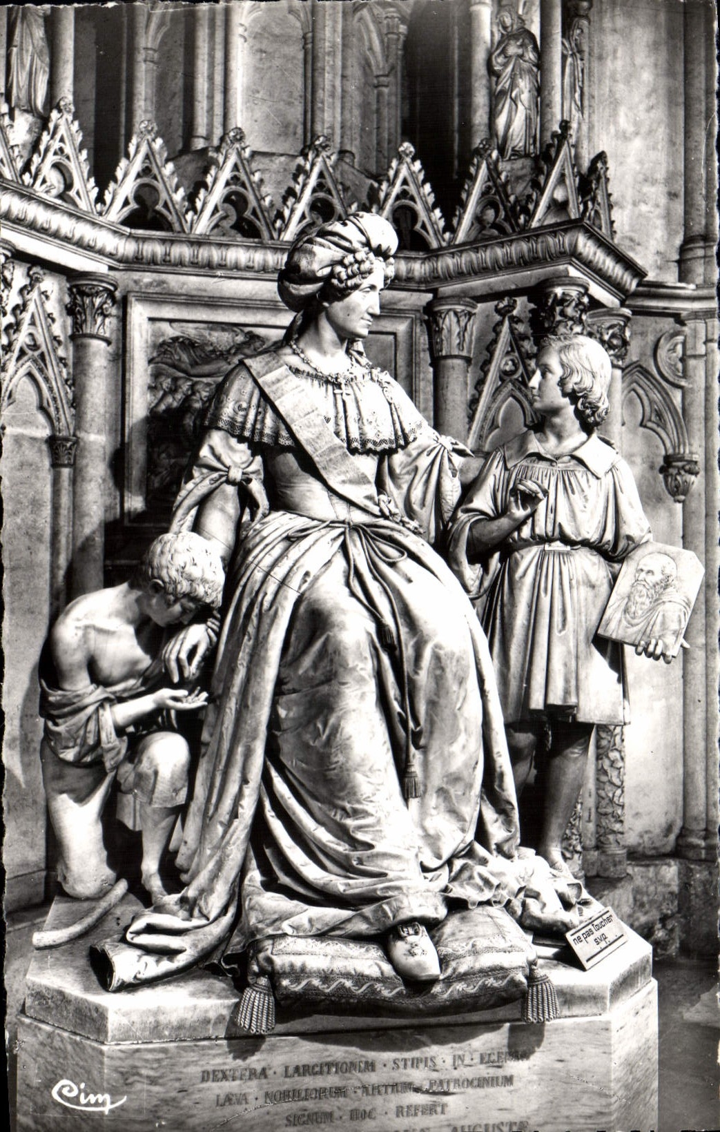 CPA Abbaye d'Hautecombe Marie Christine Statue de Giovanni Albertoni