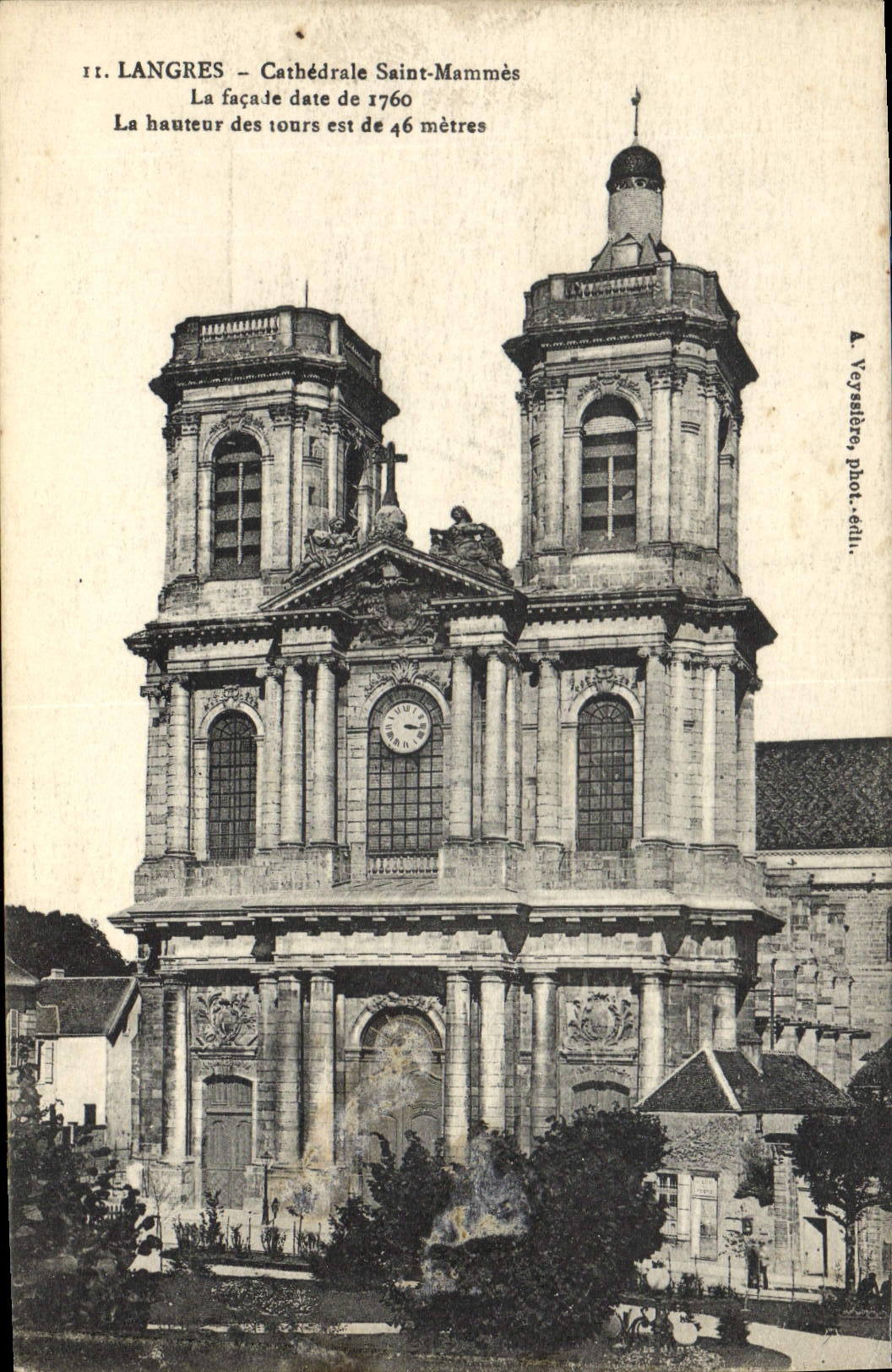CPA Langres Cathedrale Sanit Mammes