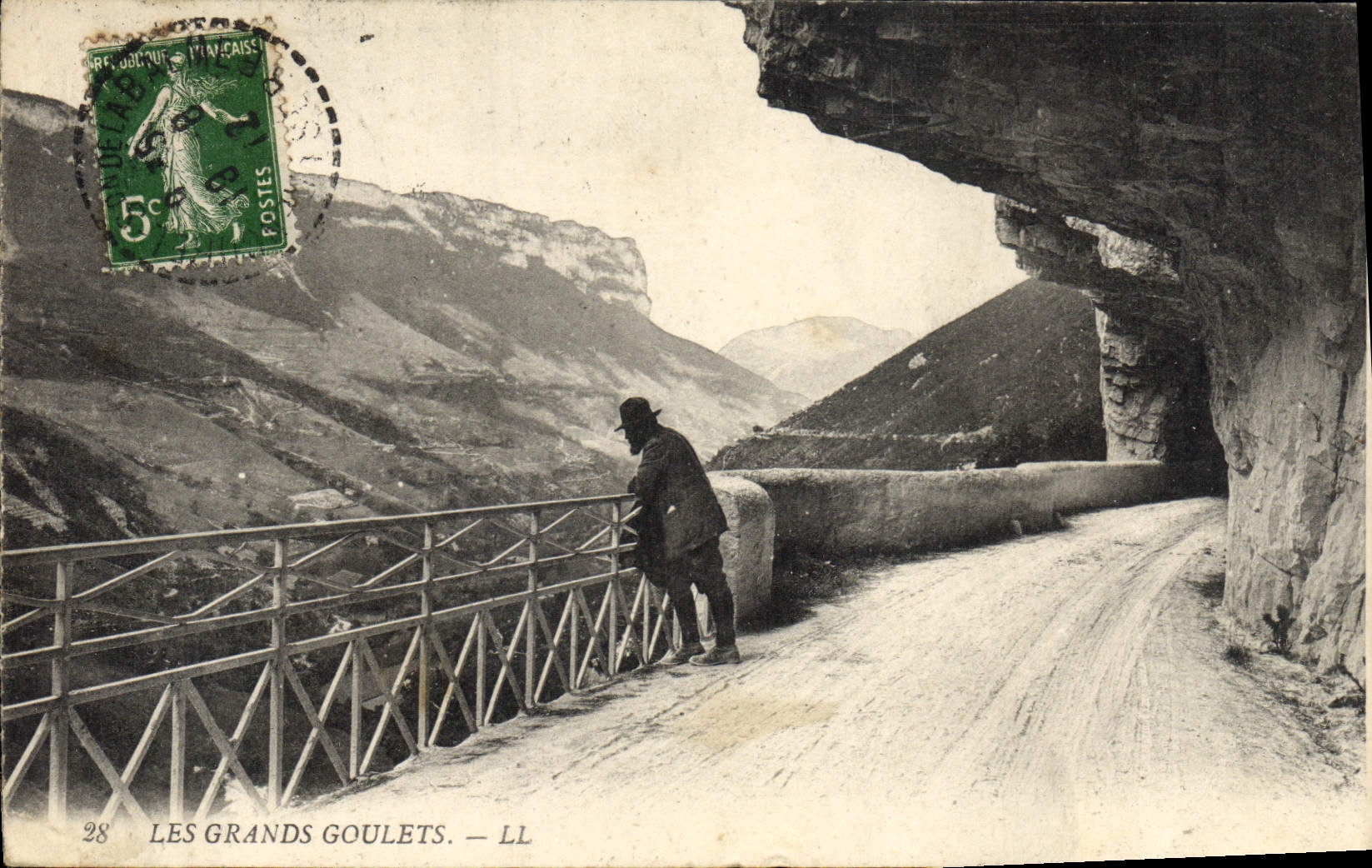 VINTAGE POSTCARD Great Narrow parts