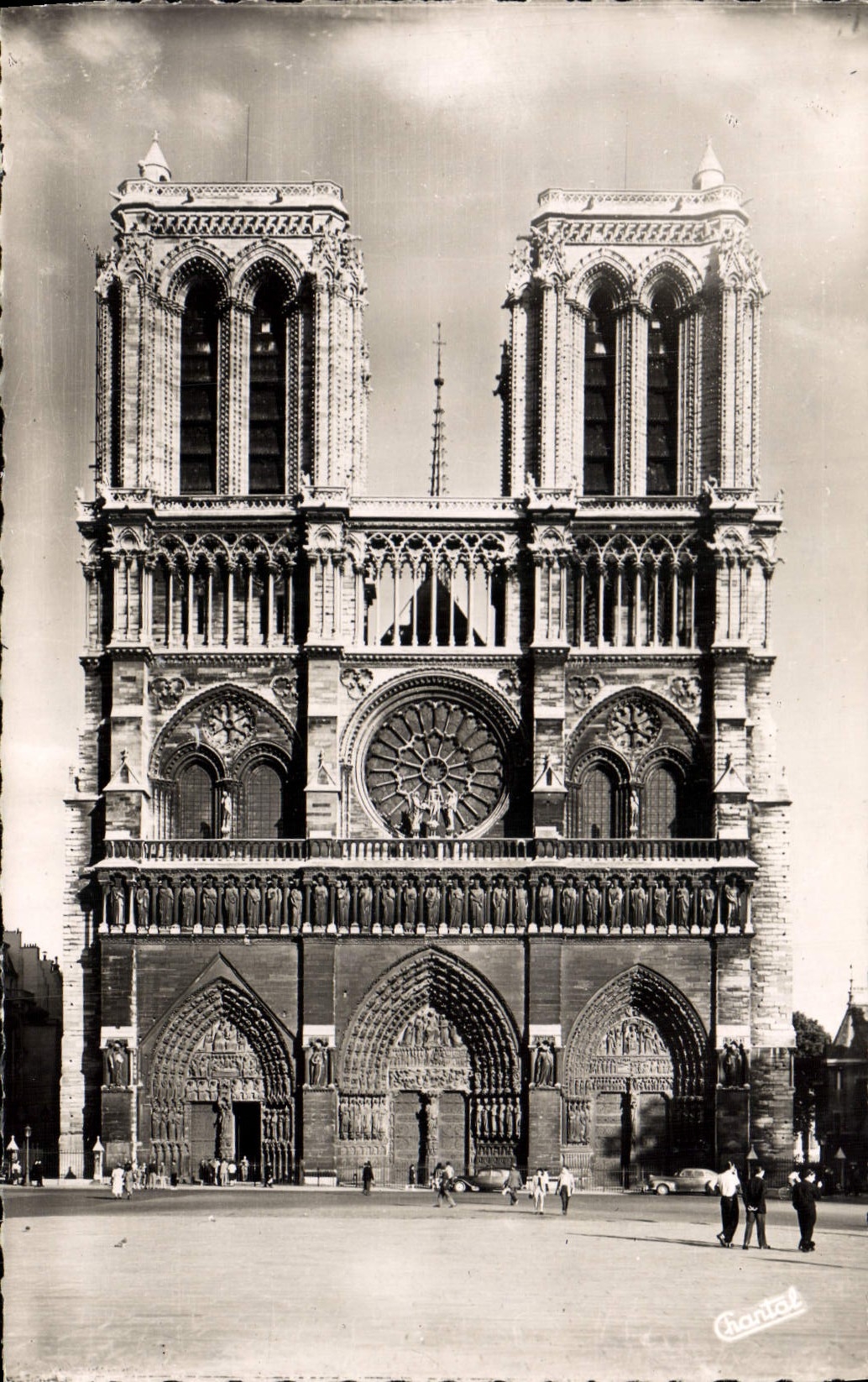 MODERN CARD Paris Frontage of Notre Dame