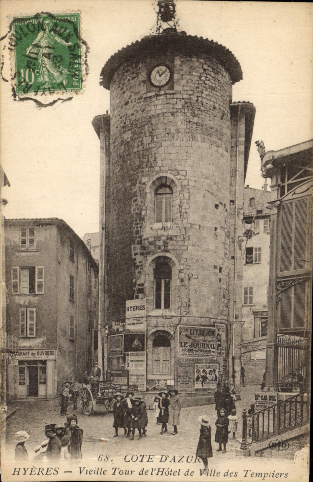 CPA Cote D'Azur Hyeres Vieille Tour De I'Hotel De Ville Des Templiers