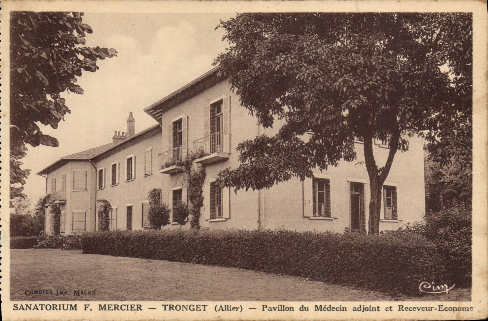 Casa de Tronget del pañero del sanatorio F de la POSTAL de la VENDIMIA del doctor auxiliar y del receptor escasamente