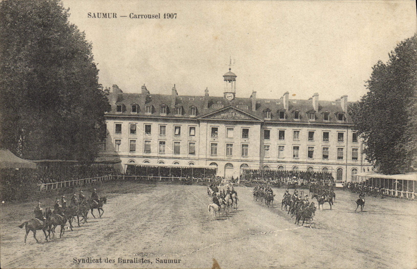 CPA Cheval Equitation Hippisme Saumur Carrousel 1907
