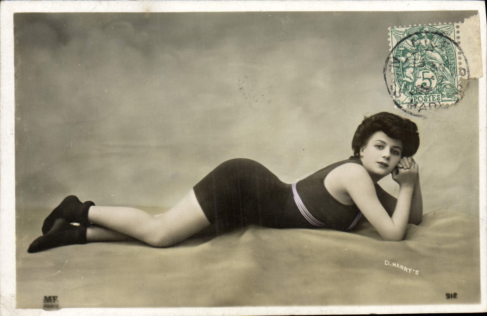 CPA Maillots de bains Femme 