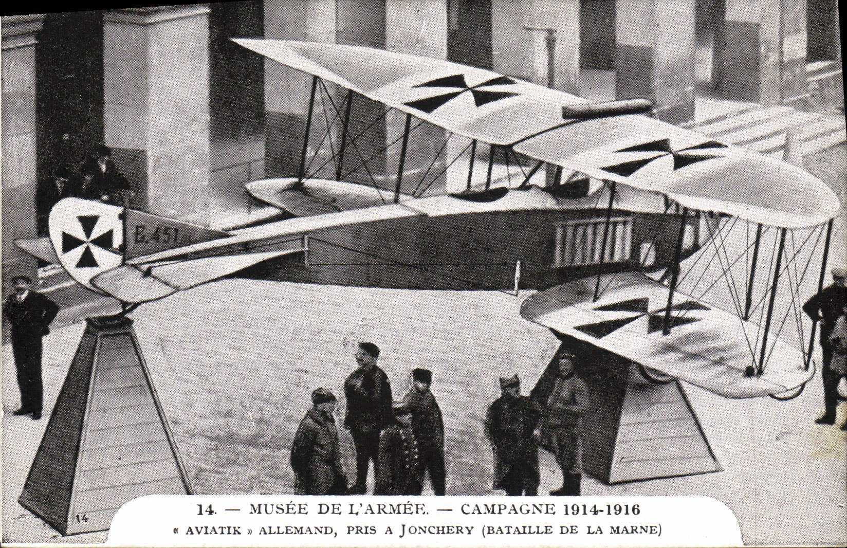 CPA Militaria Paris Musee de l'armee Aviatik allemand pris a Jonchery Bataille de la Marne 