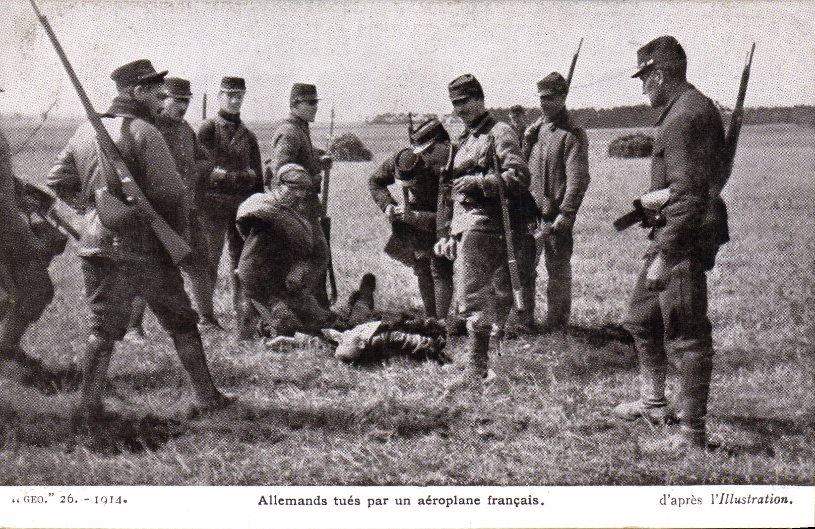 CPA Militaria Allemands tues par un aeroplane francais 