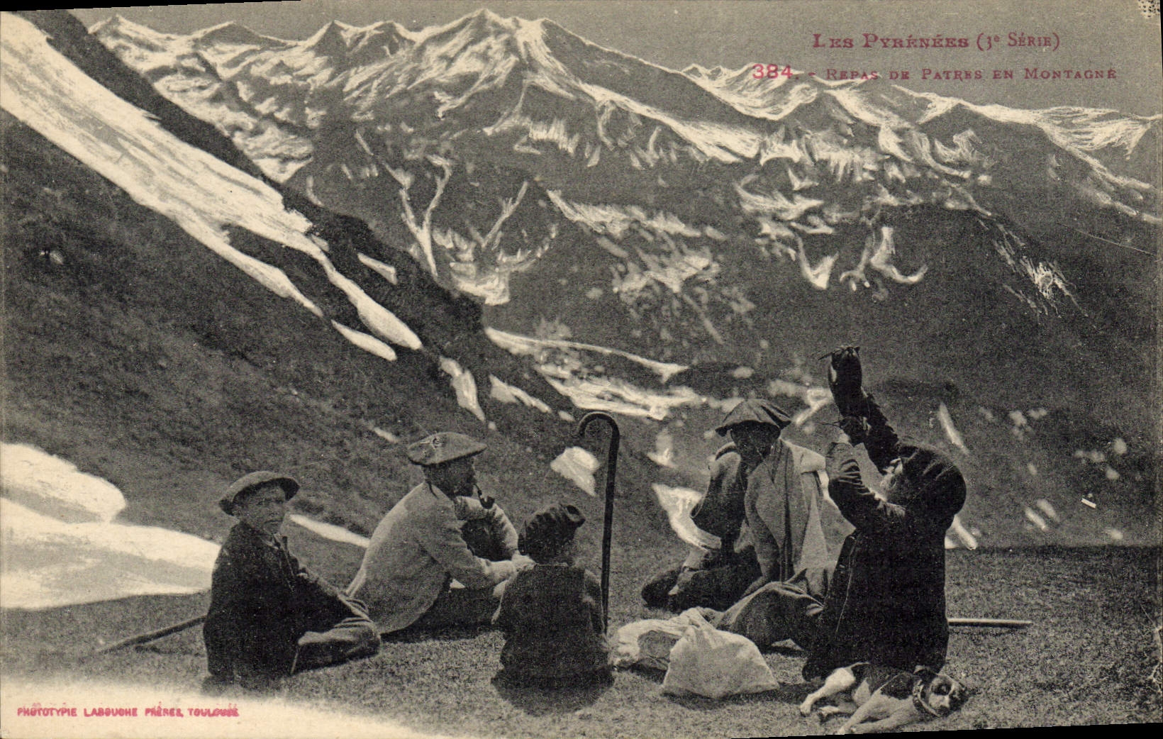 CPA Folklore Pyrenees Repas de patre en montagne