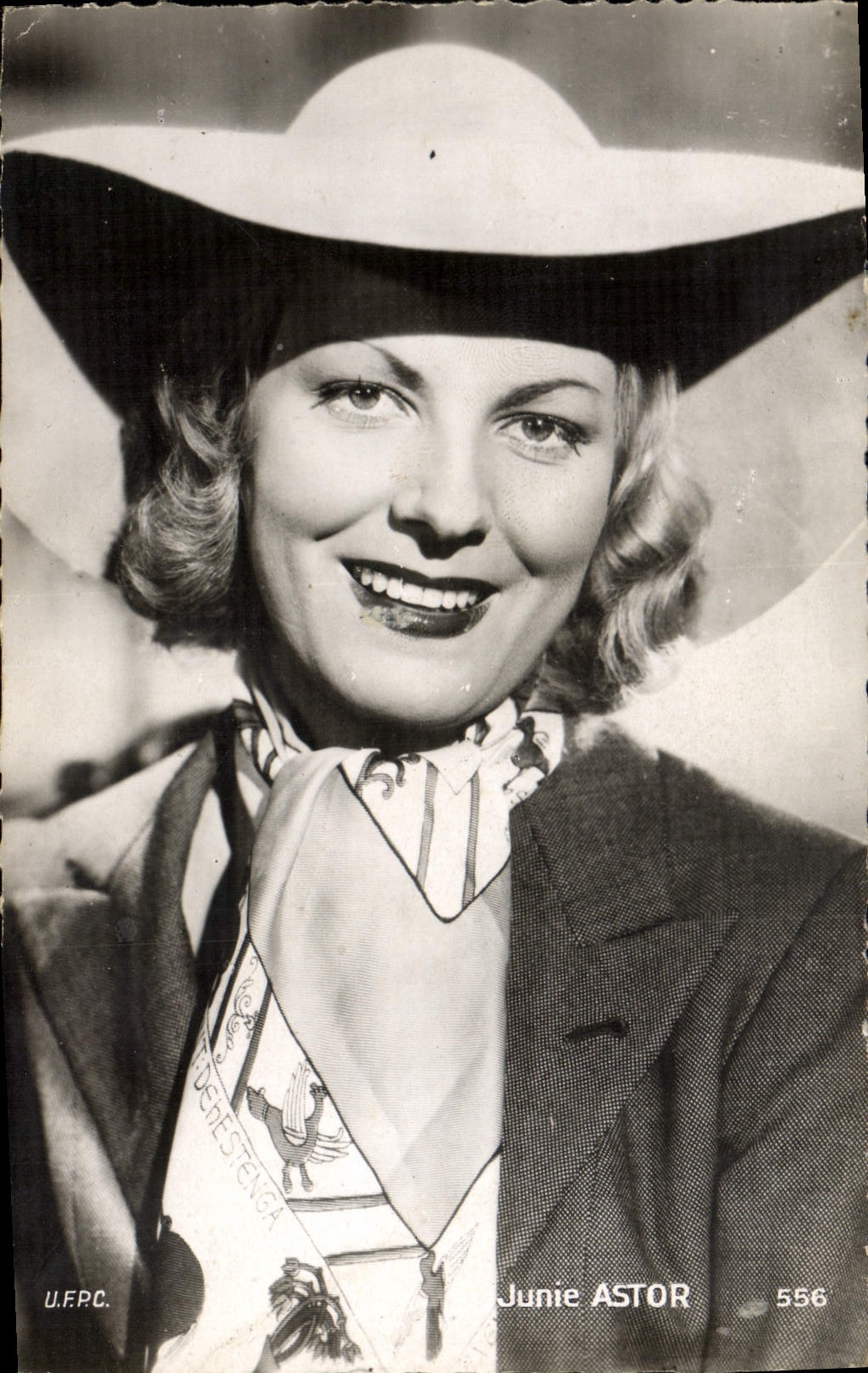 MODERN CARD Cinema Junie Astor