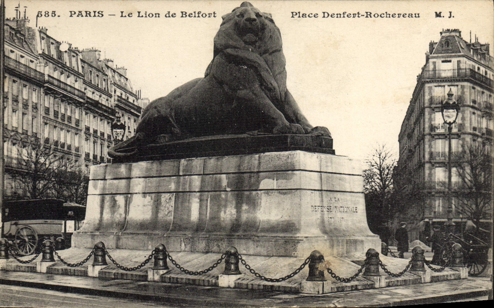VINTAGE POSTCARD Paris the Lion Of Belfort Places Denfert Rochereau