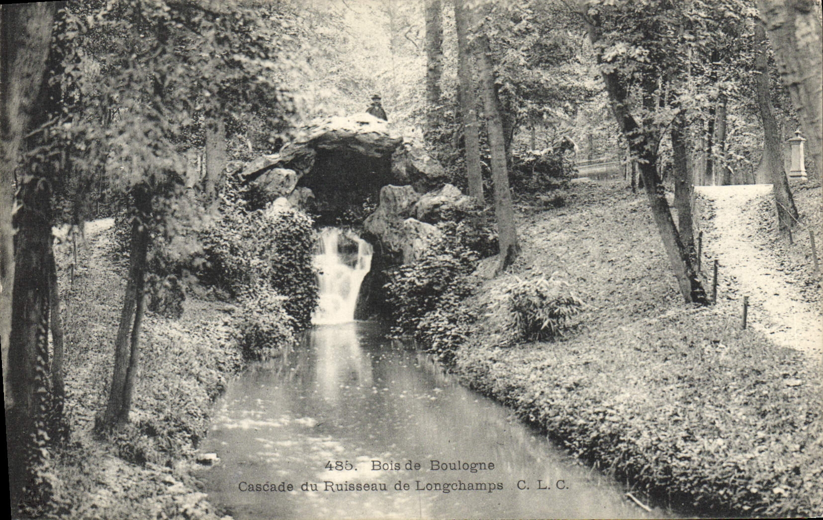 VINTAGE POSTCARD Bois de Boulogne Cascades Of the Brook De Longchamps