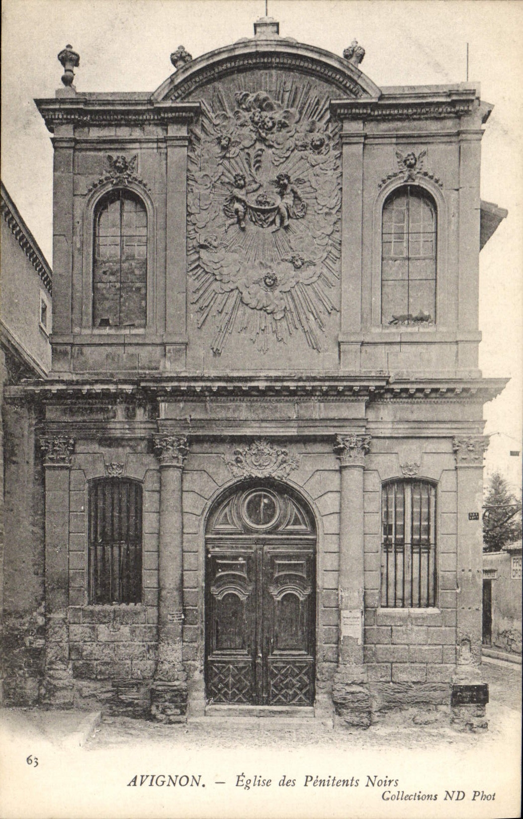 Iglesia de Avignon de la POSTAL de la VENDIMIA de los negros del Penitent