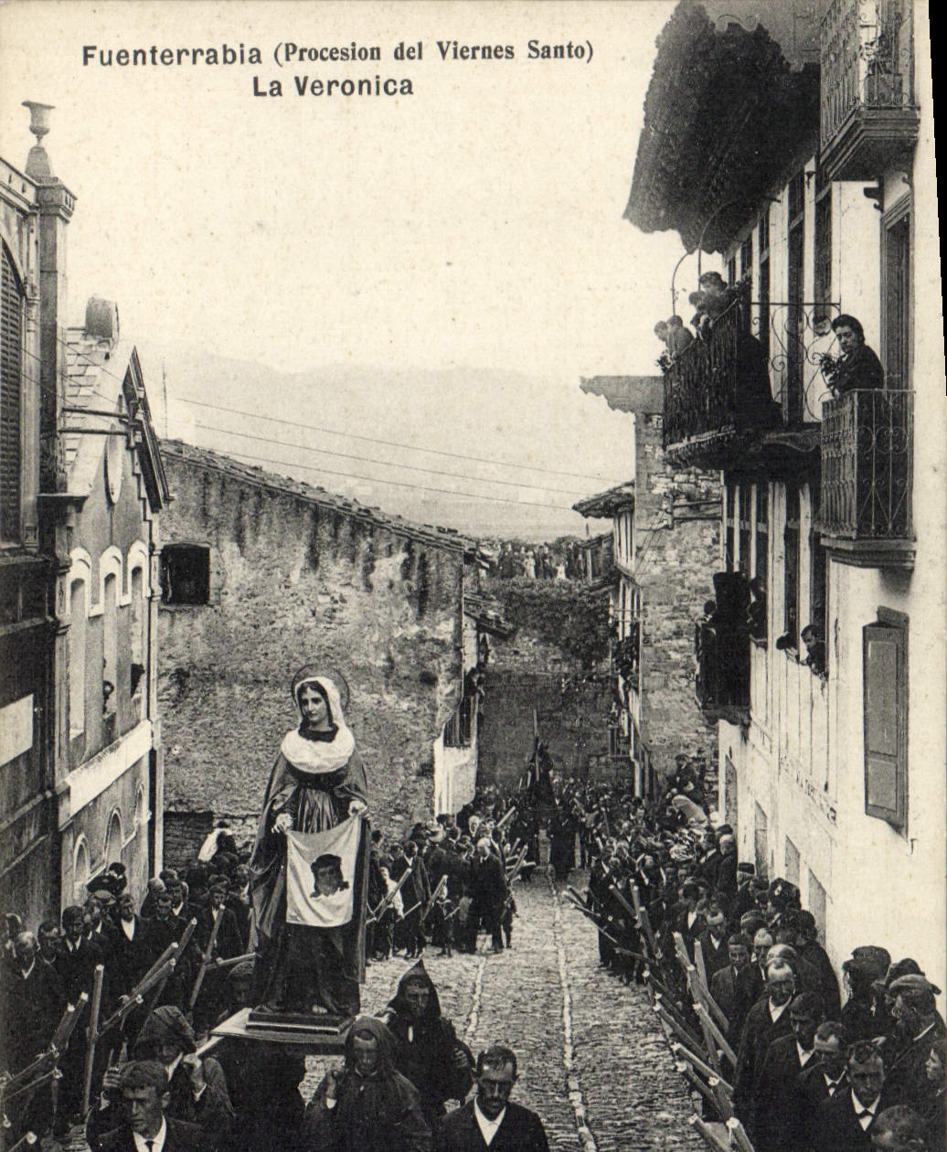 VINTAGE POSTCARD Fuenterrabia Procession del Viernes Santo the Veronica