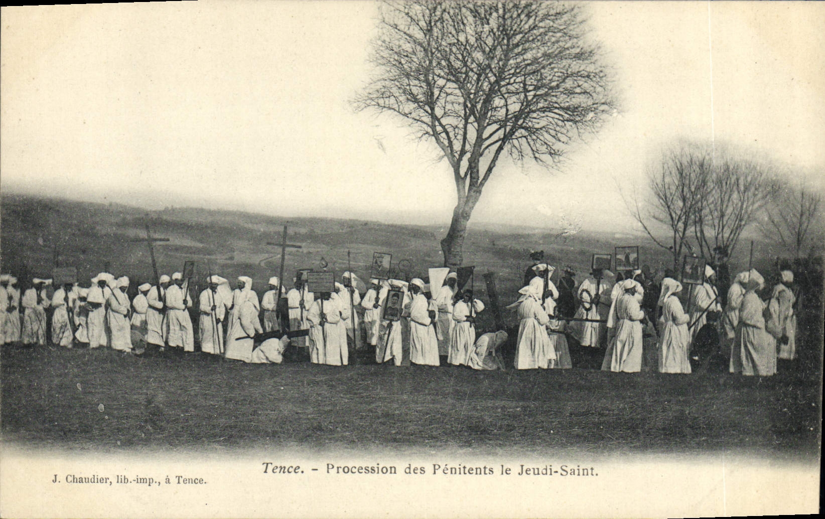 VINTAGE POSTCARD Tence Procession of penitent the Maundy Thursday