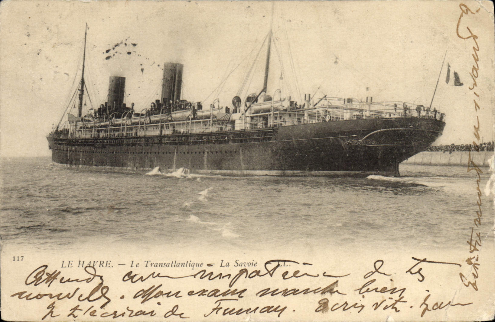 CPA Bateau Paquebot Le Havre Le Transatlantique La Savoie